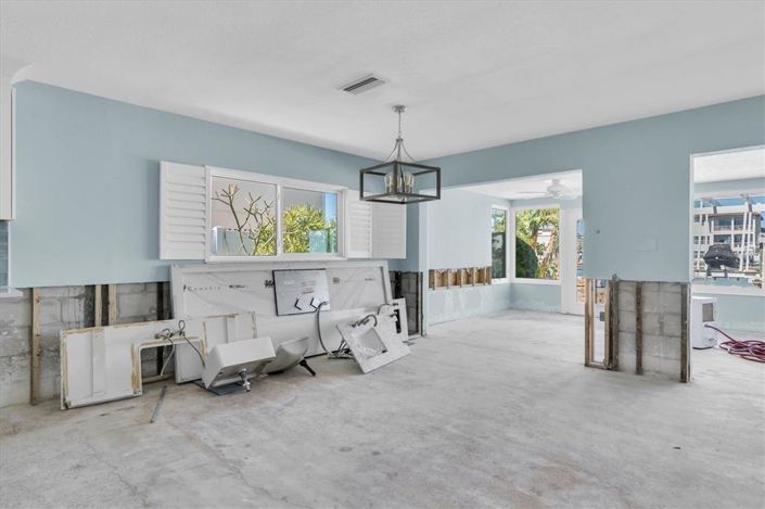 Image No.33-3 Bed Property for sale