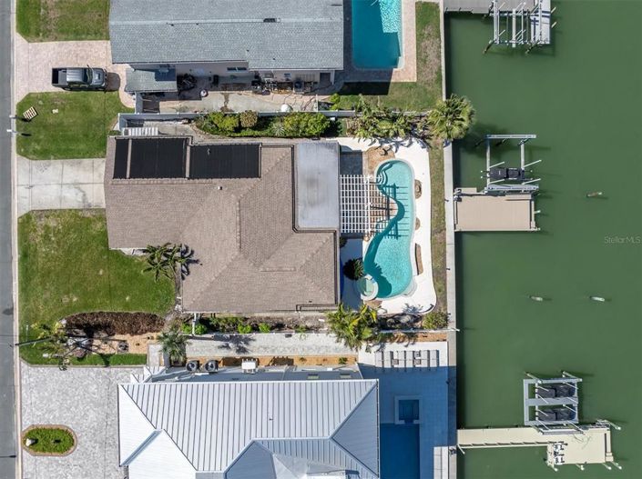 Image No.8-3 Bed Property for sale