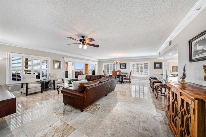 Image No.11-3 Bed Property for sale