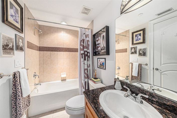 Image No.29-3 Bed Property for sale