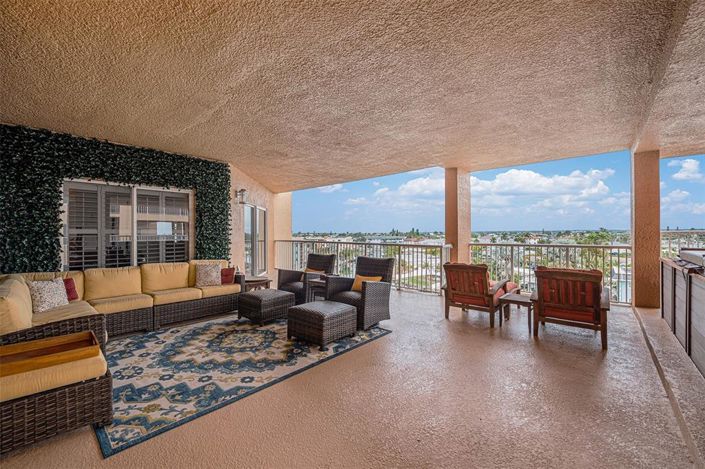 Image No.35-3 Bed Property for sale