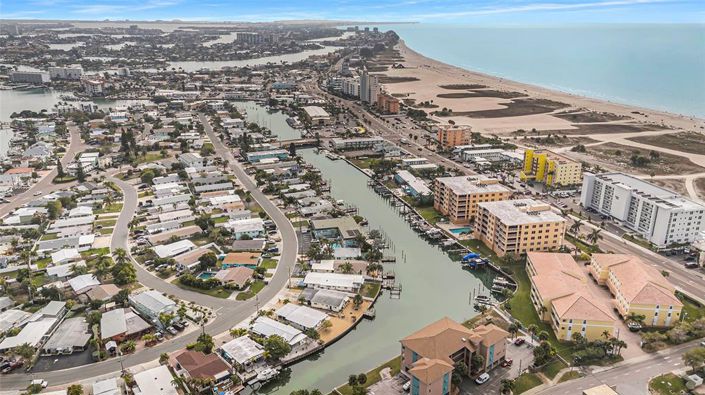 Image No.45-3 Bed Property for sale