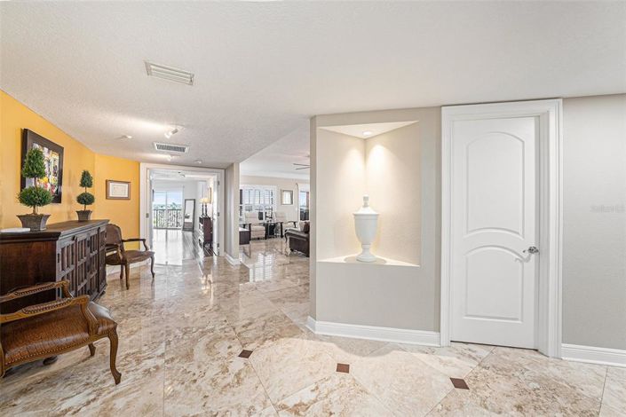 Image No.8-3 Bed Property for sale