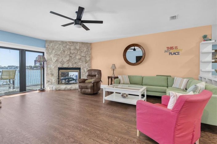 Image No.17-Maison de ville de 2 chambres à vendre à Treasure Island