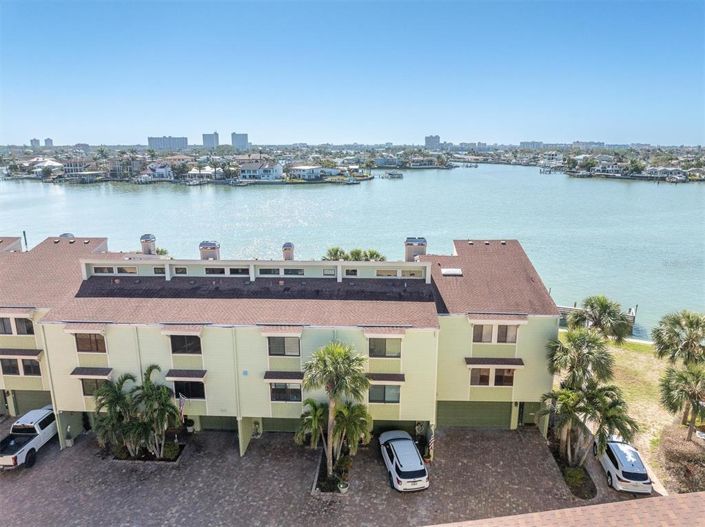 Image No.2-Maison de ville de 2 chambres à vendre à Treasure Island