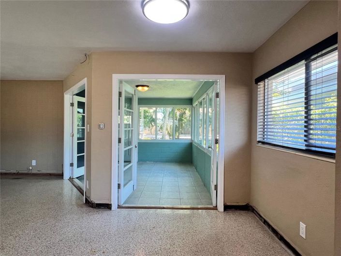 Image No.15-2 Bed Property for sale