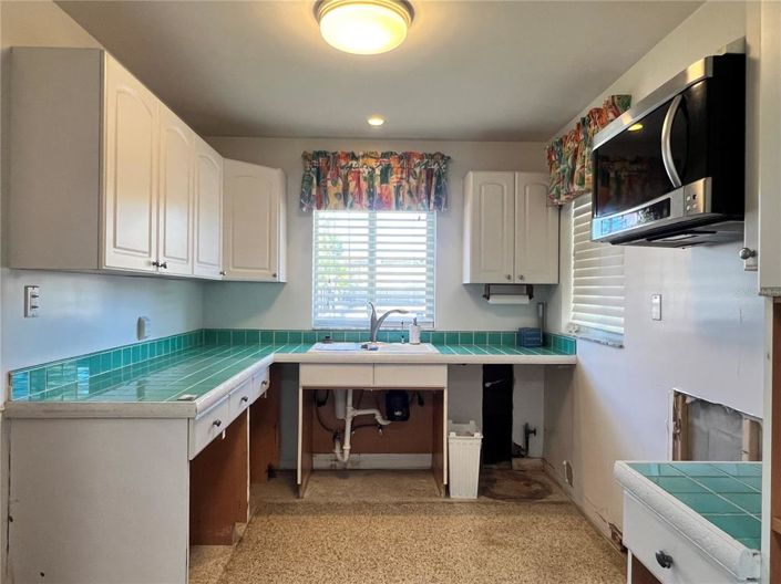 Image No.18-2 Bed Property for sale