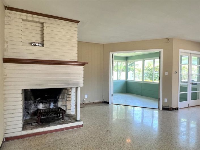 Image No.9-2 Bed Property for sale