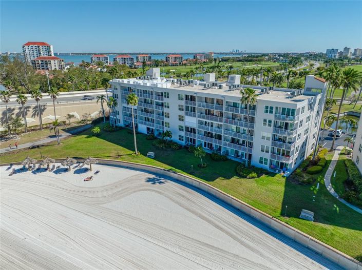 Image No.40-2 Bed Property for sale