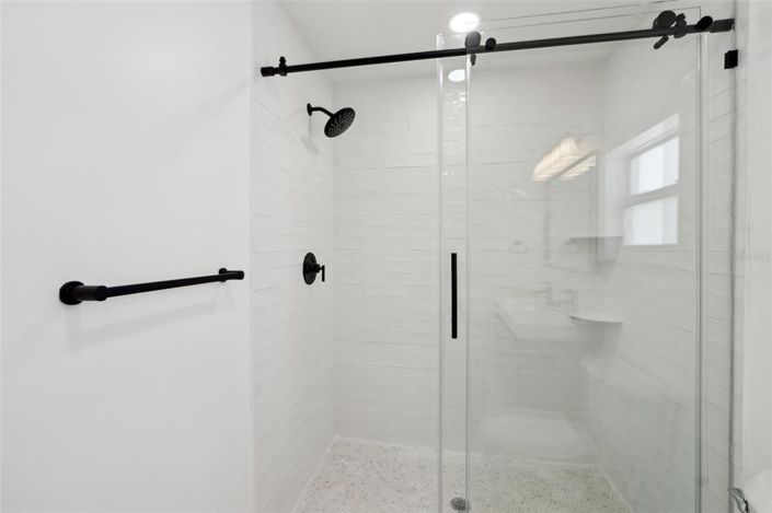 Image No.21-4 Bed Property for sale