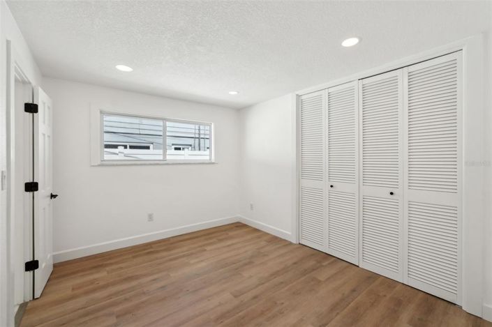 Image No.25-4 Bed Property for sale