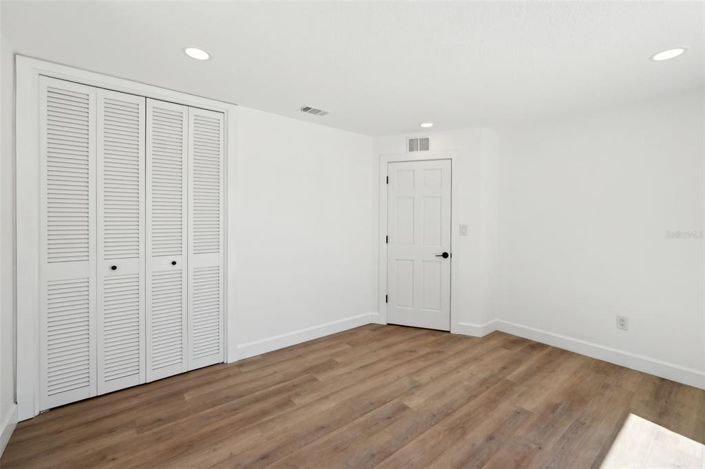 Image No.29-4 Bed Property for sale