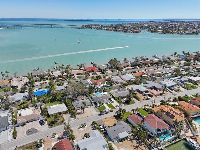 Image No.38-4 Bed Property for sale