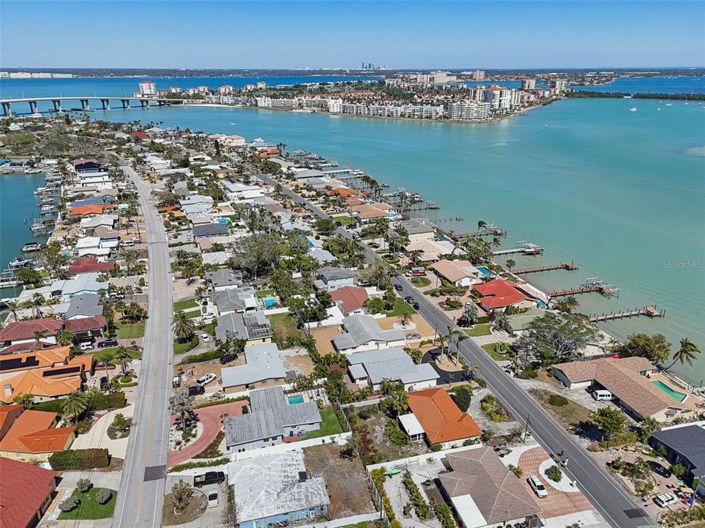 Image No.40-4 Bed Property for sale