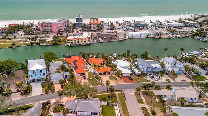 Image No.11-2 Bed Property for sale