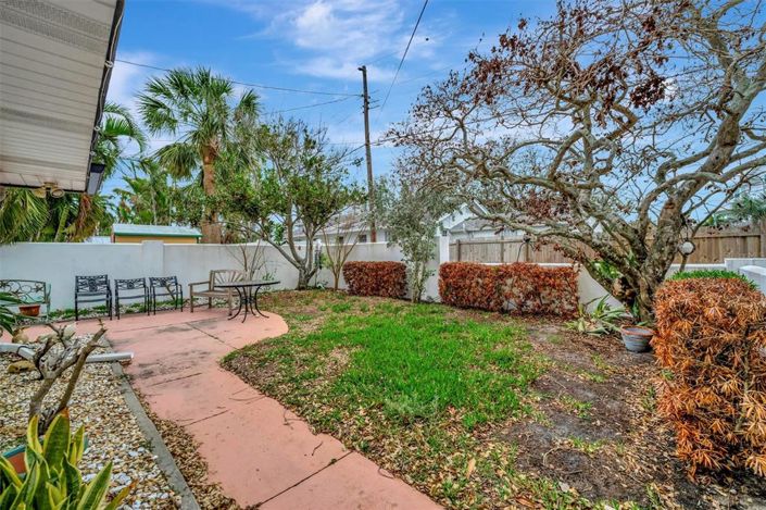 Image No.18-2 Bed Property for sale