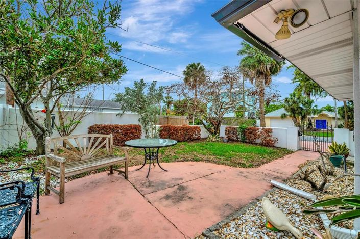 Image No.19-2 Bed Property for sale