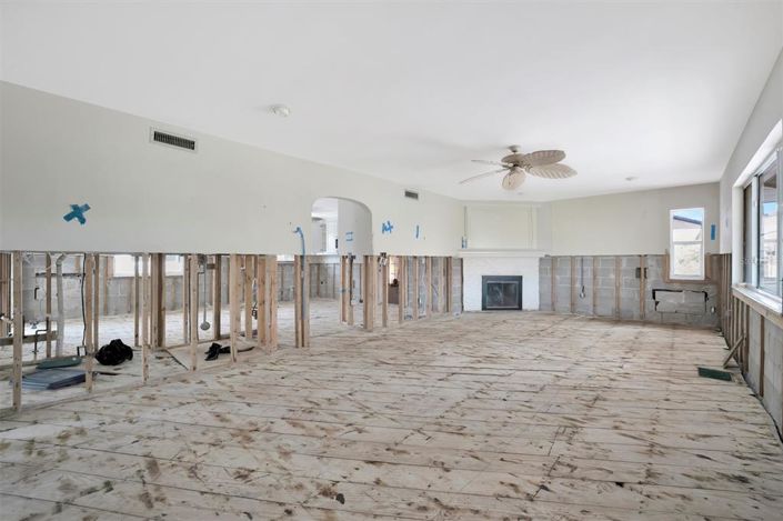 Image No.25-2 Bed Property for sale