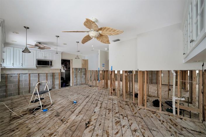 Image No.36-2 Bed Property for sale