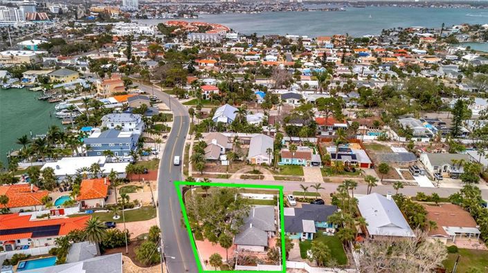 Image No.50-2 Bed Property for sale