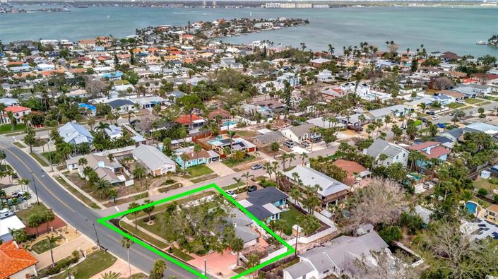 Image No.51-2 Bed Property for sale