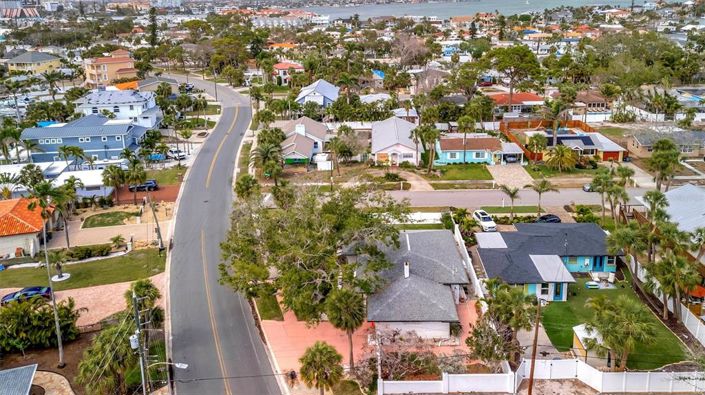 Image No.8-2 Bed Property for sale