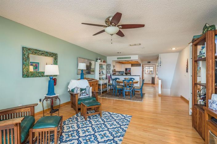 Image No.8-Maison de ville de 2 chambres à vendre à Treasure Island