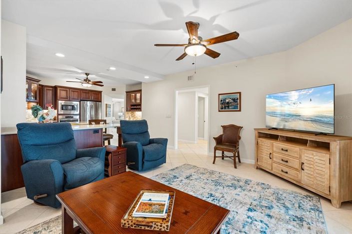 Image No.6-3 Bed Property for sale