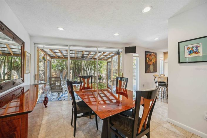 Image No.19-3 Bed Property for sale