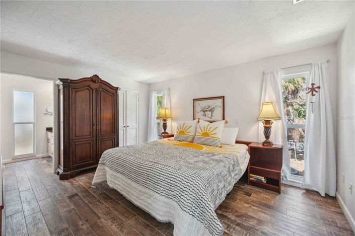 Image No.22-3 Bed Property for sale