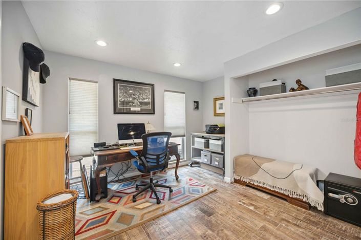 Image No.30-3 Bed Property for sale