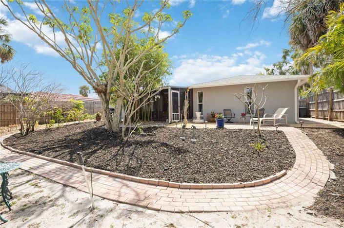 Image No.35-3 Bed Property for sale