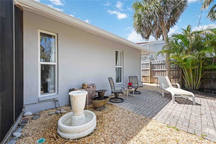 Image No.39-3 Bed Property for sale