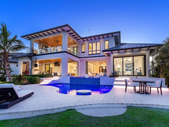 Image No.3-5 Bed Property for sale