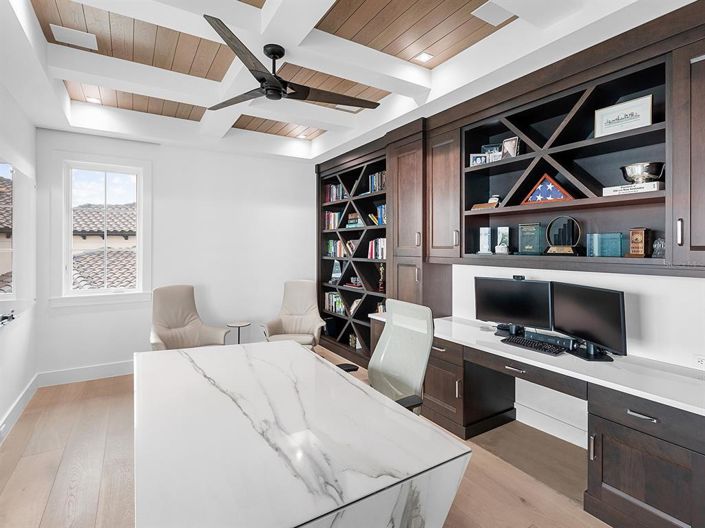 Image No.36-5 Bed Property for sale