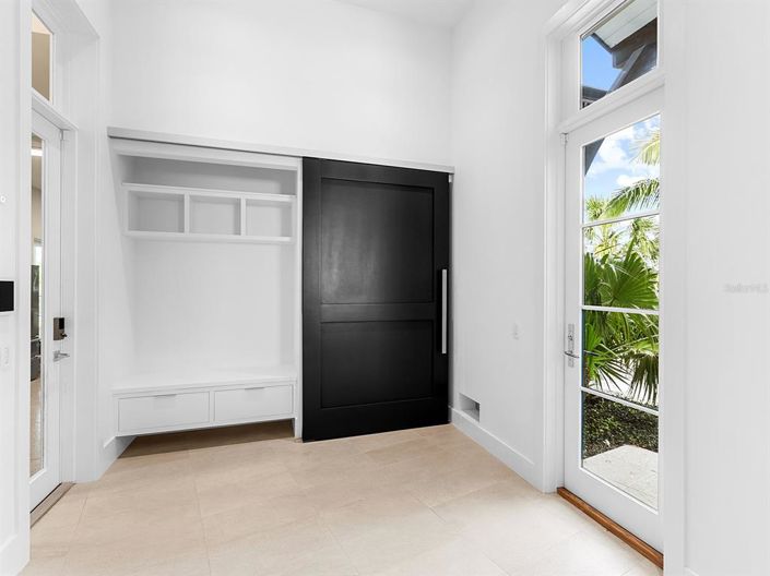 Image No.52-5 Bed Property for sale