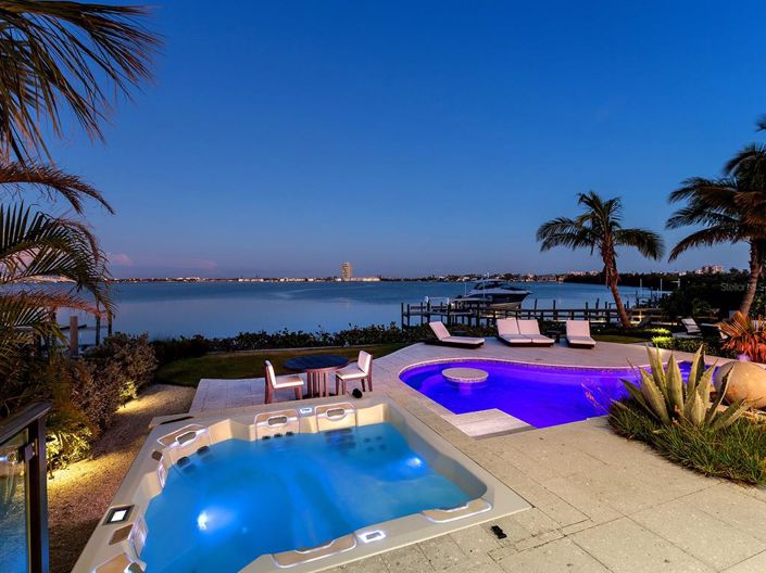 Image No.59-5 Bed Property for sale