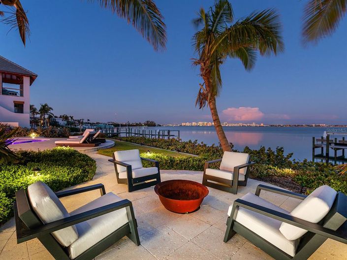 Image No.62-5 Bed Property for sale