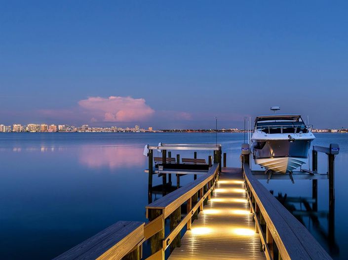 Image No.63-5 Bed Property for sale