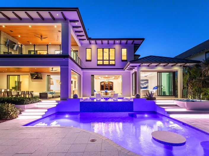 Image No.64-5 Bed Property for sale