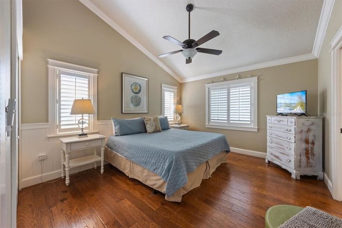 Image No.13-3 Bed Property for sale