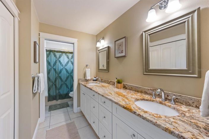 Image No.16-3 Bed Property for sale