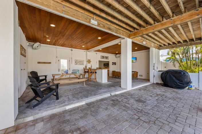 Image No.19-3 Bed Property for sale