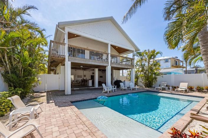 Image No.23-3 Bed Property for sale