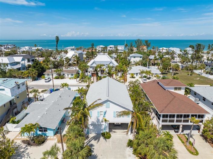 Image No.32-3 Bed Property for sale