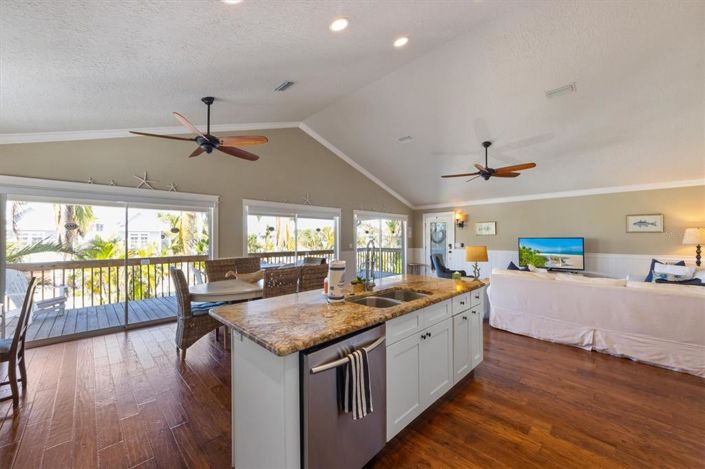 Image No.9-3 Bed Property for sale