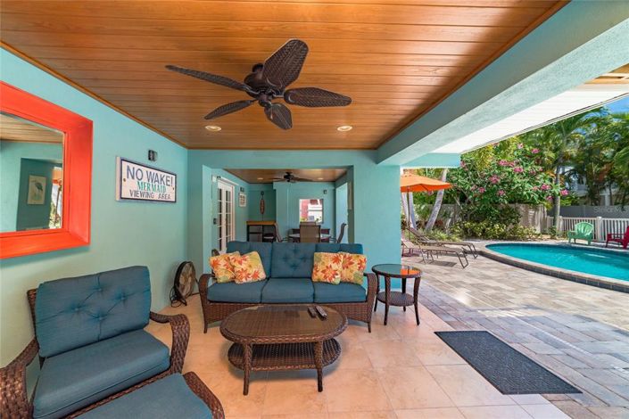 Image No.37-2 Bed Property for sale