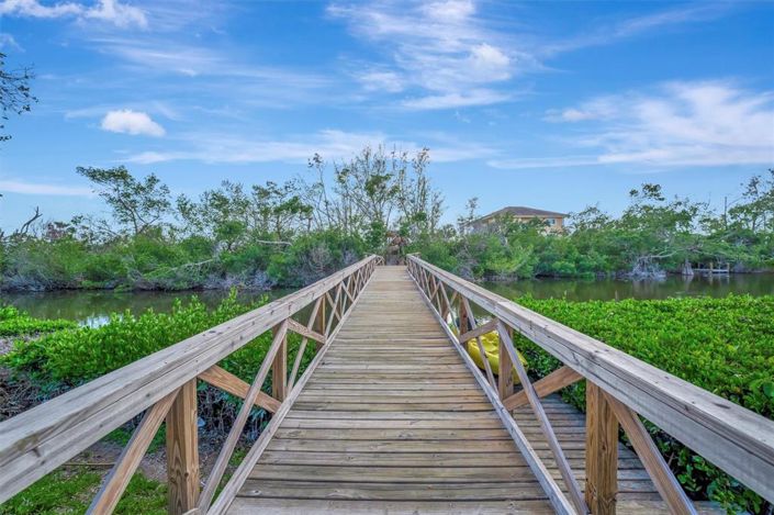 Image No.5-Propriété de 3 chambres à vendre à Sarasota