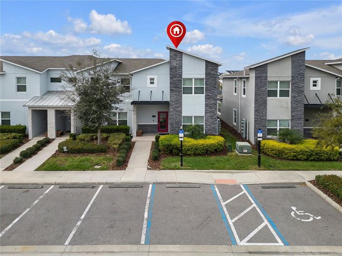 Image No.14-5 Bed Townhouse for sale