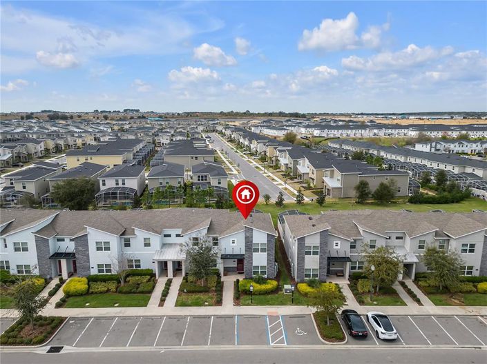 Image No.30-5 Bed Townhouse for sale